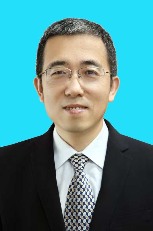 刘　暾